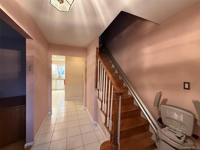 Photo - 15 Sherry Ln