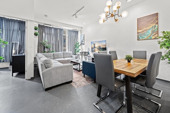 Photo - 160 E Berkeley St Unit SI ID1343272P