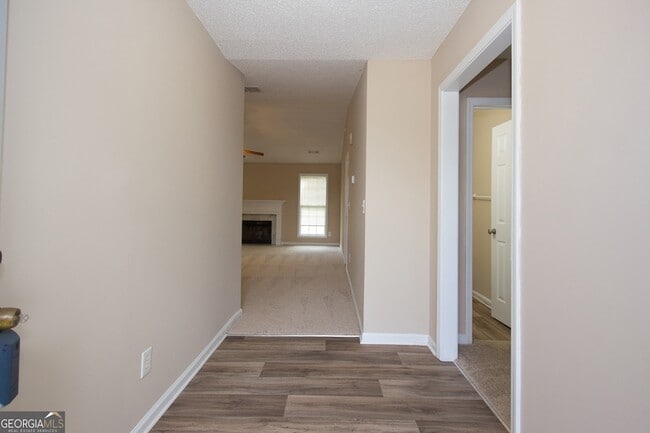 Photo - 1302 Palmer Ln