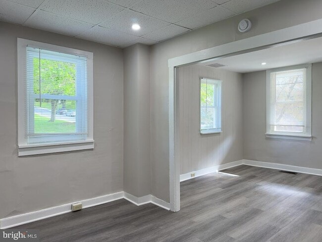 Photo - 127 N Prince St