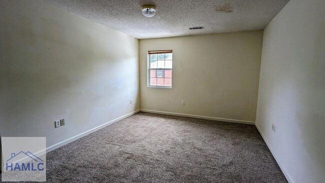 Photo - 134 Rolland St