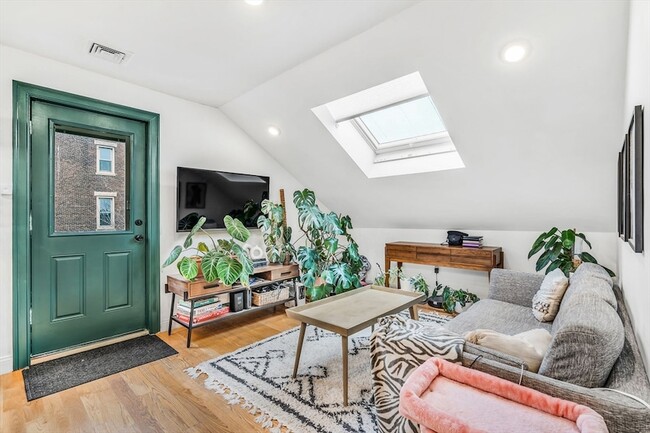 Photo - 1-3 Howard Place Unit 3 Unit 3