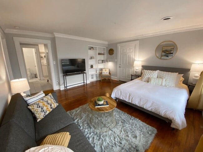 Photo - 1001 Hatch St Unit ID1056124P