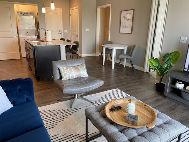 Photo - 443 W Rich St Unit ID1257791P