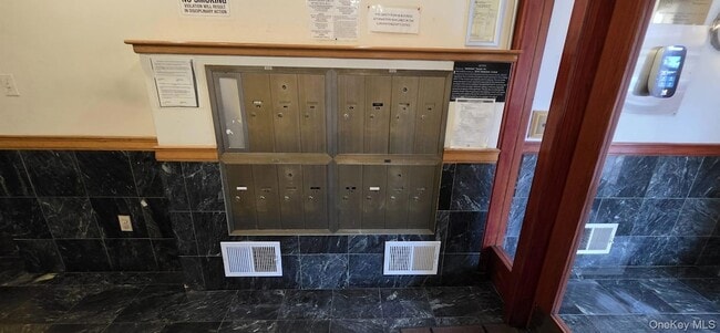 Photo - 3240 Netherland Ave Unit 5B