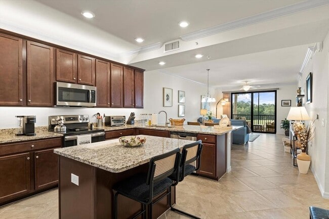 Photo - 17108 Vardon Ter Unit 304