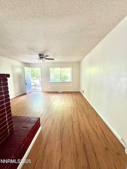 Photo - 1695 Trabert Way