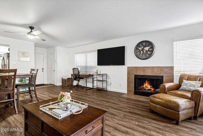 Building Photo - 5122 E Shea Blvd Unit 1128