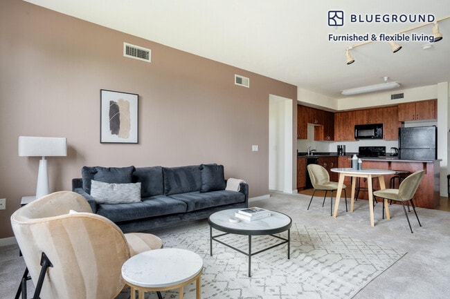 Photo - 24 Union Square Unit FL5-ID1386