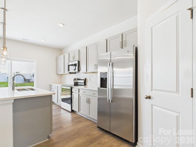 Photo - 3022 Hutton Gdns Ln