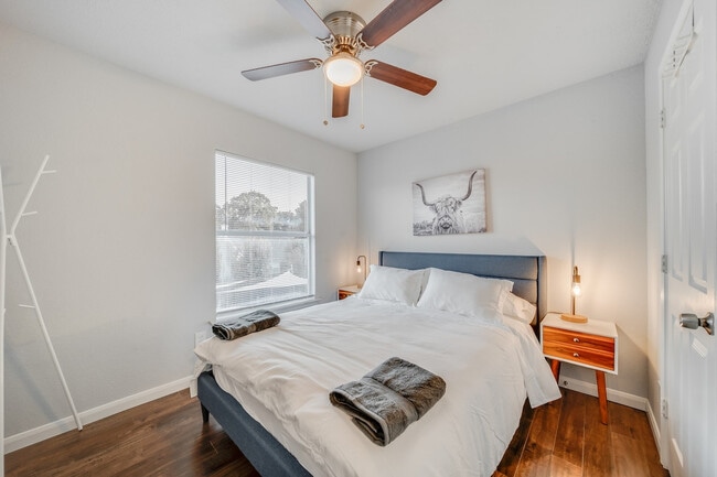 Building Photo - 843 Sonora Ln Unit SI ID1056393P