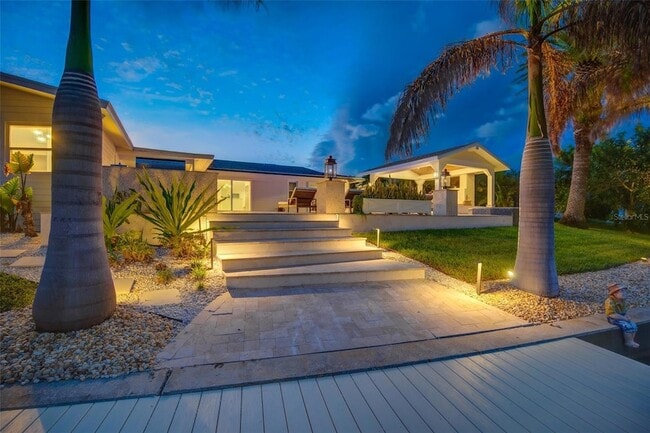 Building Photo - 807 Snug Island