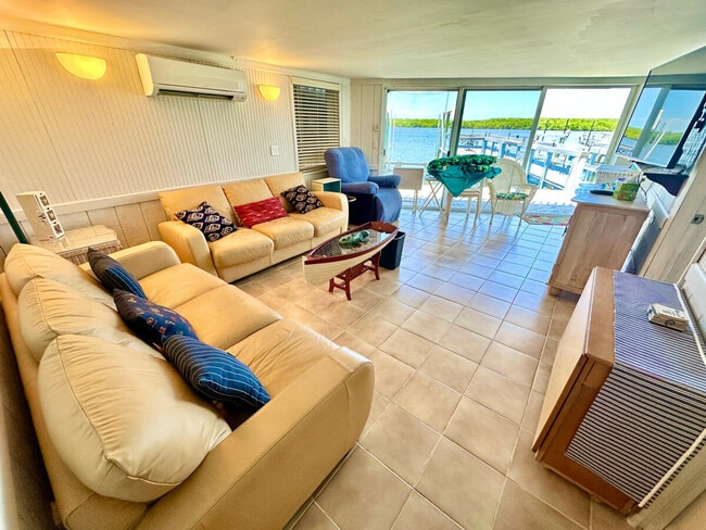 Building Photo - 373 Nettles Blvd Unit SI ID1537493P
