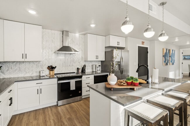 Photo - 206 N Chapparell Dr Unit SI ID1504815P