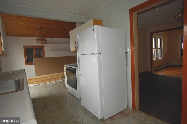 Photo - 12 Delaware Ave