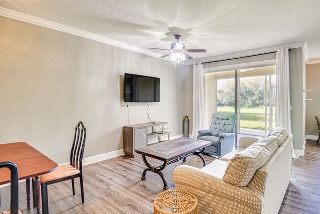 Building Photo - 25 Riverview Bend N Unit SI ID1546088P