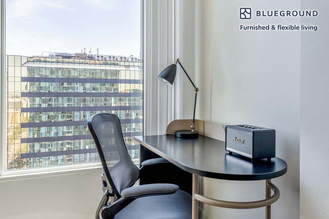 Photo - 1 S Market St Unit SI FL18-ID1312