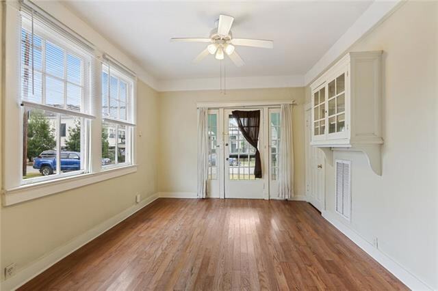 Photo - 2422 Short St