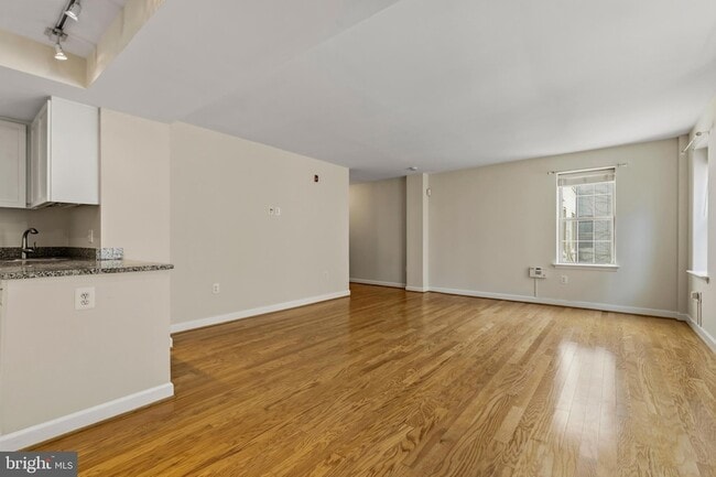 Photo - 1314 Massachusetts Ave NW Unit 606