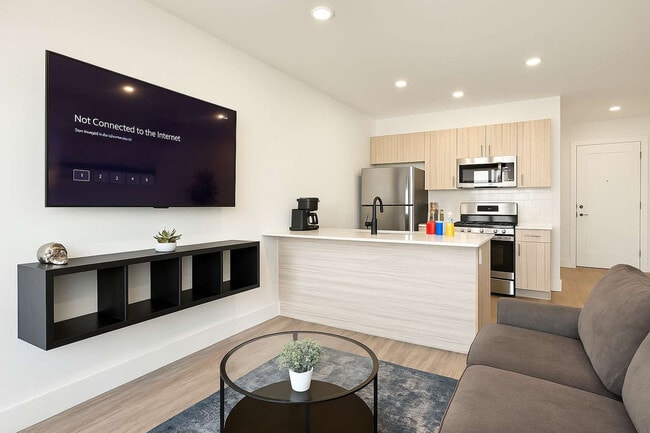 Photo - 2400 E Huntingdon St Unit ID1223605P