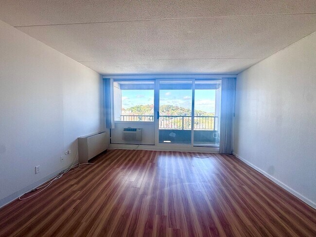 Photo - 133 Park St Unit 703