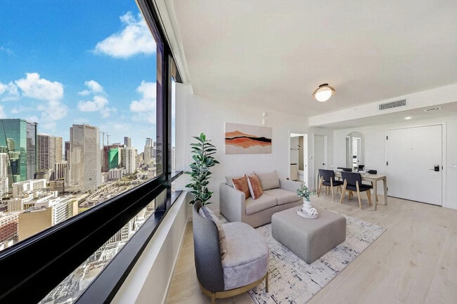 Photo - 30 2nd St Unit SI ID1495835P