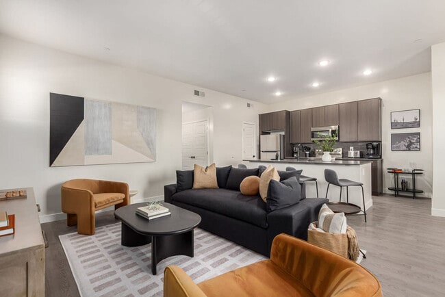 Building Photo - 6249 E Pinnacle Vista Dr Unit SI ID1558667P