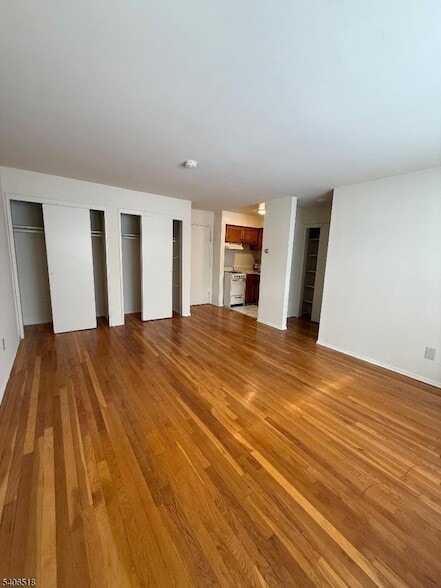 Photo - 573 Broughton Ave Unit 6A