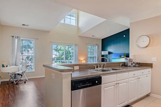 Photo - The Docks Apartments and Townhomes