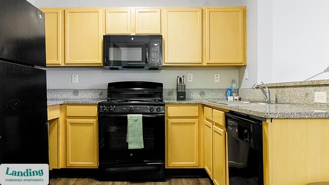 Photo - 335 W 9th St Unit 423.1403801