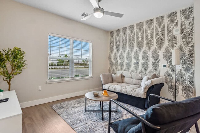 Building Photo - 12630 Dream Fls Cir Unit ID1314675P