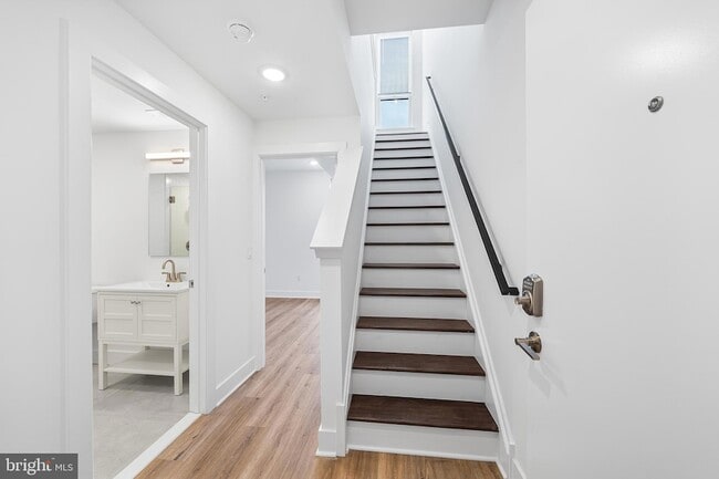 Photo - 4324 Lancaster Ave Unit 114