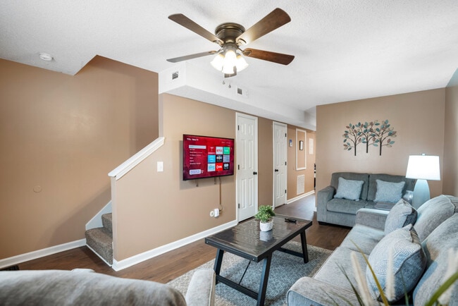 Photo - 284 Raleigh Dr Unit ID1381302P