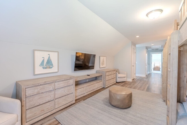 Photo - 52 Sandcastle Ct Unit ID1316234P