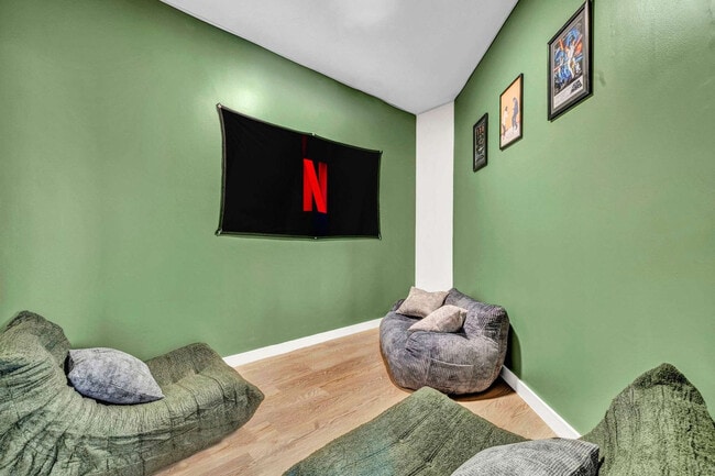 Photo - 2189 Cornell Rd Unit ID1386543P