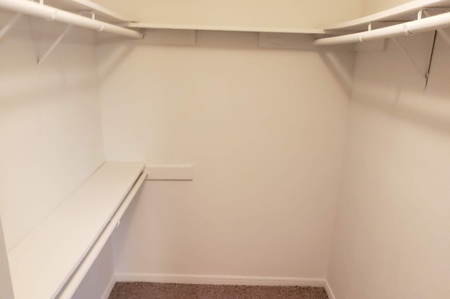 Photo - Gateway at Ellington Apartments