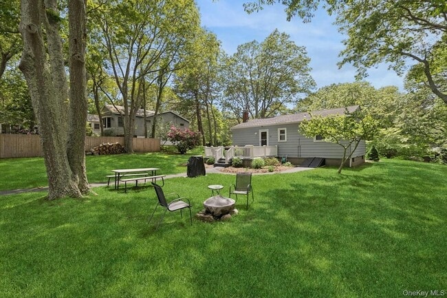 Photo - 28 The Trail