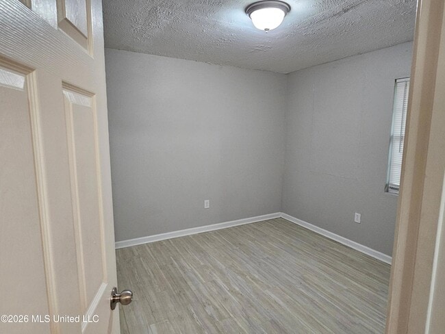 Photo - 229 Lawrence Rd