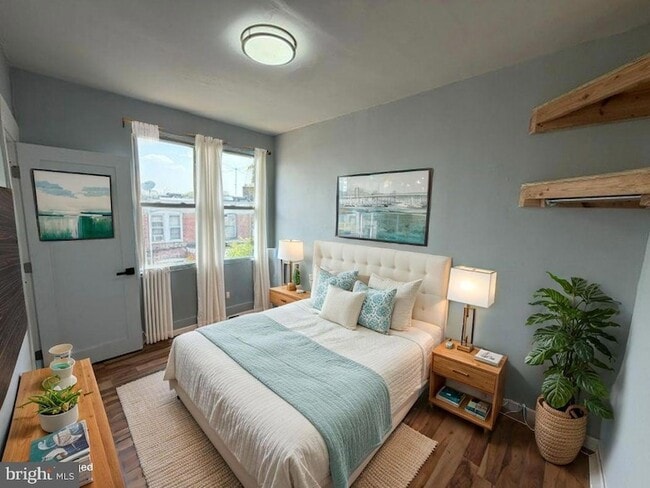 Photo - 182 W Raymond St