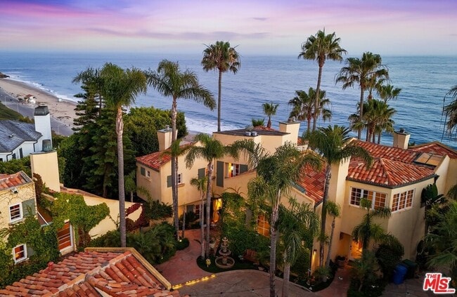 Photo - 7107 Birdview Ave