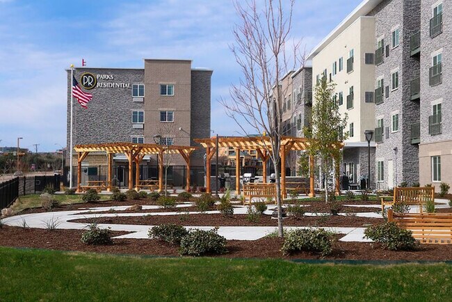 Photo - 2220 N Glenville Dr Unit SI ID1039338P