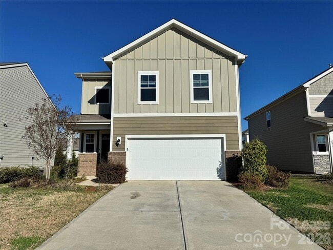 Building Photo - 2011 Weddington Pointe Dr
