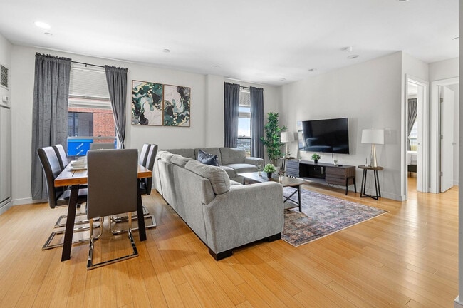 Photo - 601 Albany St Unit SI ID1240336P