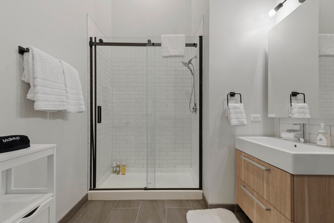 Photo - 29 S LaSalle St Unit ID1029572P