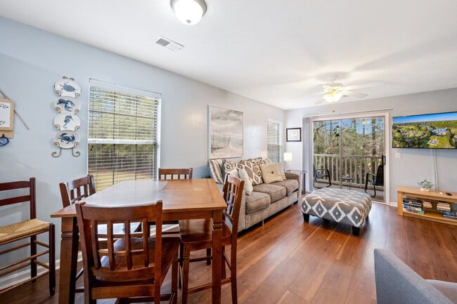 Building Photo - 598 Blue Stem Dr Unit ID1253491P