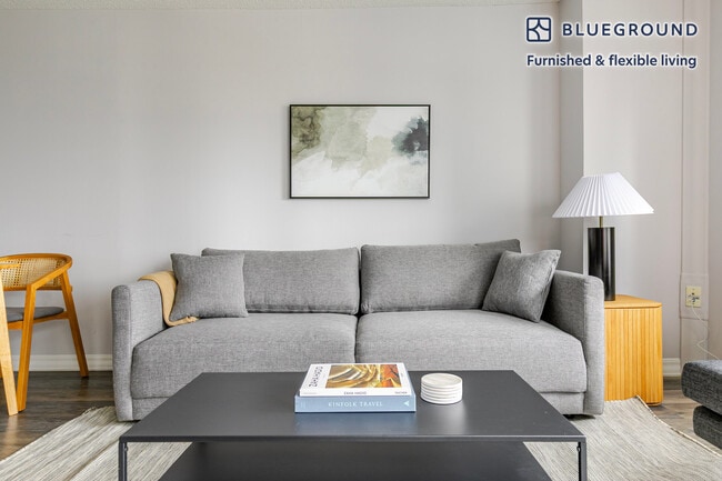 Photo - 8 W Chestnut St Unit FL13-ID1227