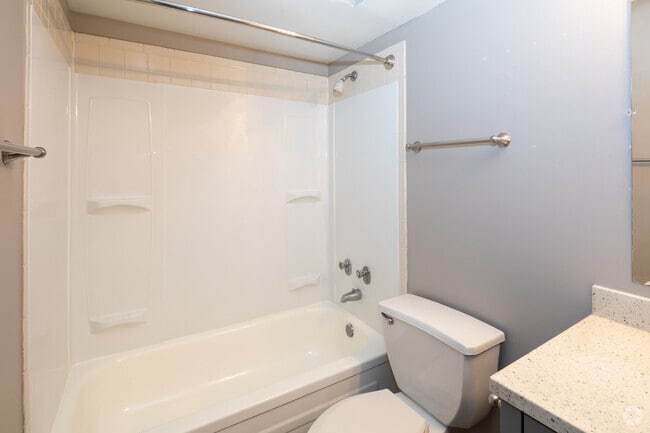 1BR, 1BA - 750 SF - Cypress Pointe