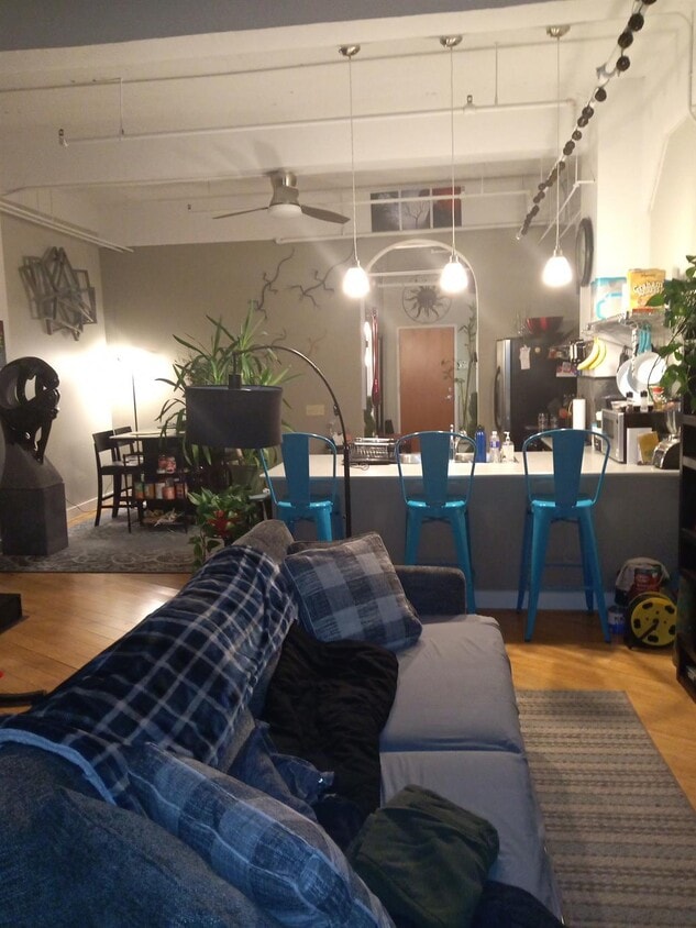 Floor Plan - 0BR/1BA 700