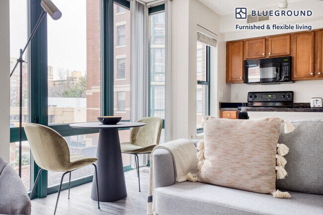 Photo - 1301 M St NW Unit SI FL3-ID436