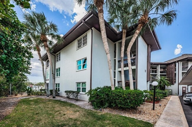 Photo - 5157 Silent Loop Unit 301